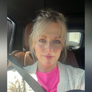 Meet your Posher, Carly